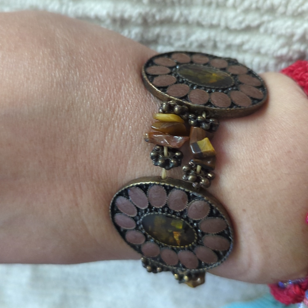 Bracelet